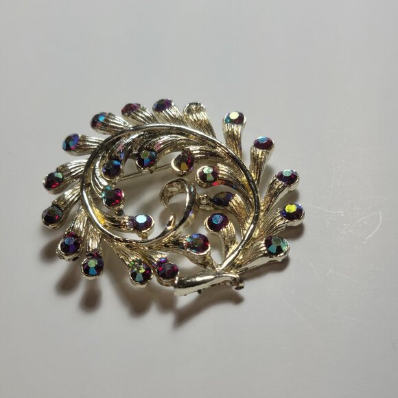 Rhodium Aurora Borealis Brooch great condition and is Antique unsigned - Picture 1 of 9
